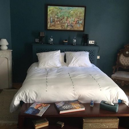 Bed and Breakfast La Maison Mermoz Марсель Экстерьер фото