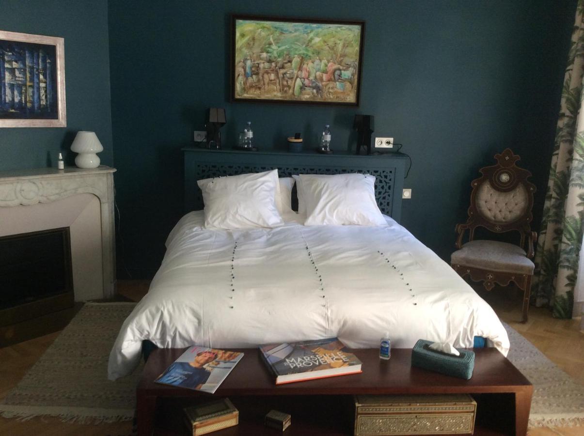 Bed and Breakfast La Maison Mermoz Марсель Экстерьер фото
